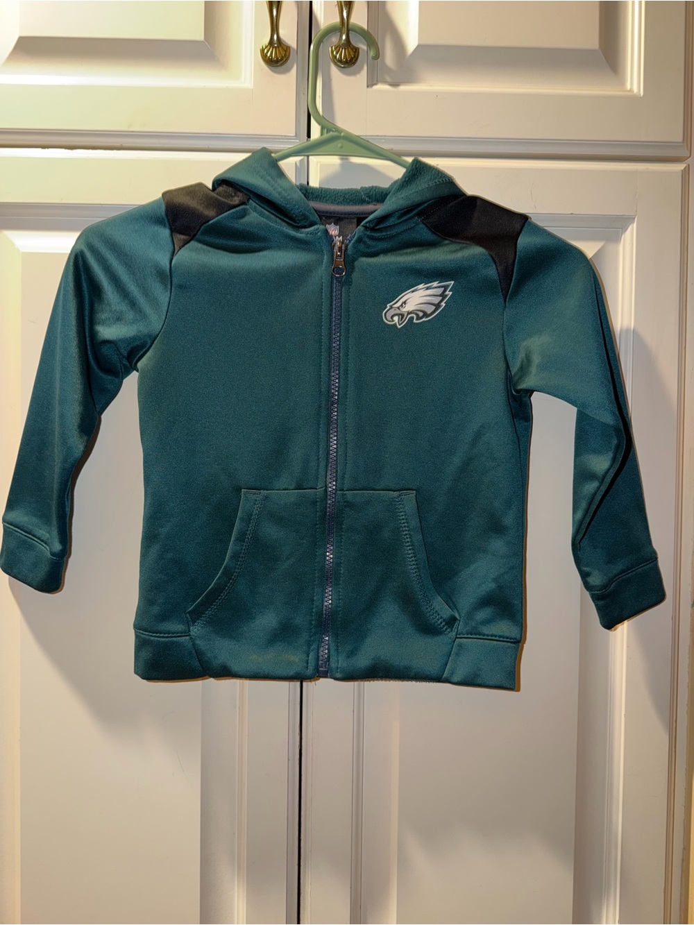 NFL Kids Philadelphia Eagles Teal and Black Full-Zip Hoodie Size 4T